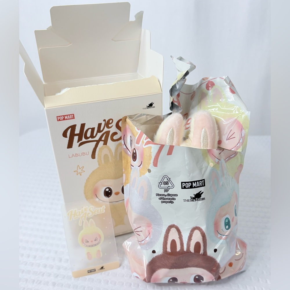 NIB Sisi Have A Seat Labubu Plush by PopMart